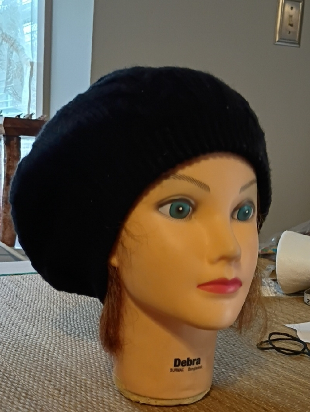 Black Ribbed Knit Slouchy Beret - Women's Cozy Winter Hat